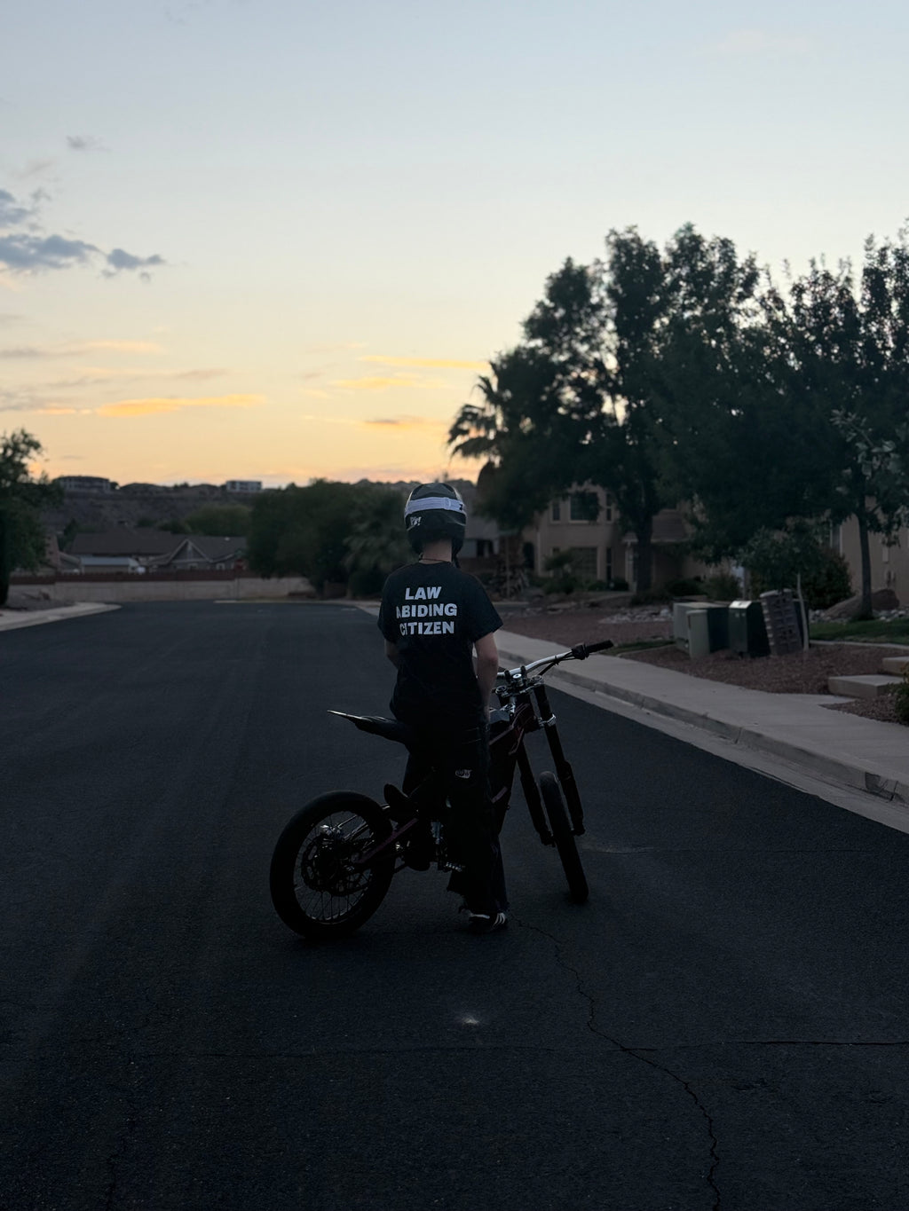 LAW ABIDING CITIZEN TEE (PRE ORDER)