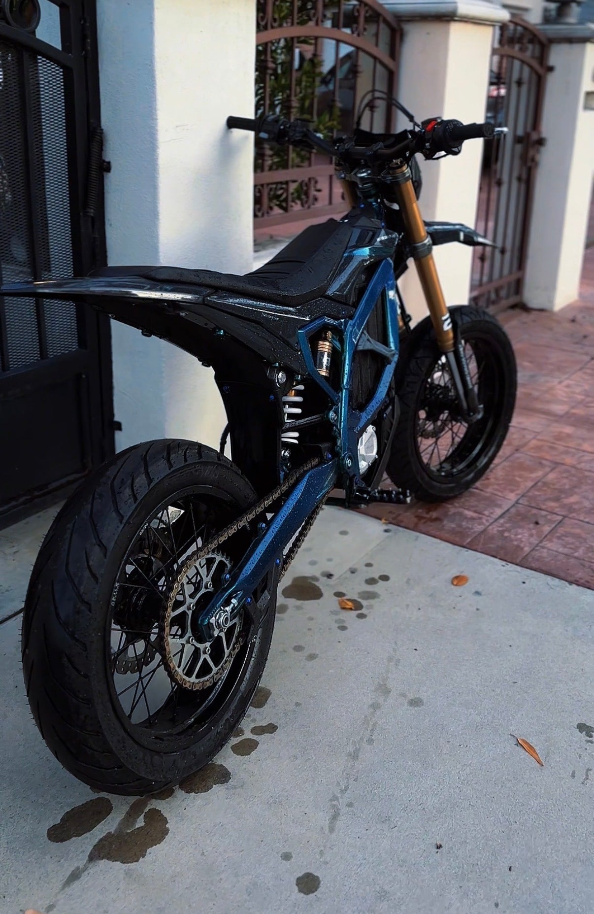 𝔲𝔩𝔱𝔯𝔞 𝔟𝔢𝔢 𝔰𝔲𝔭𝔢𝔯 𝔪𝔬𝔱𝔬𝔰