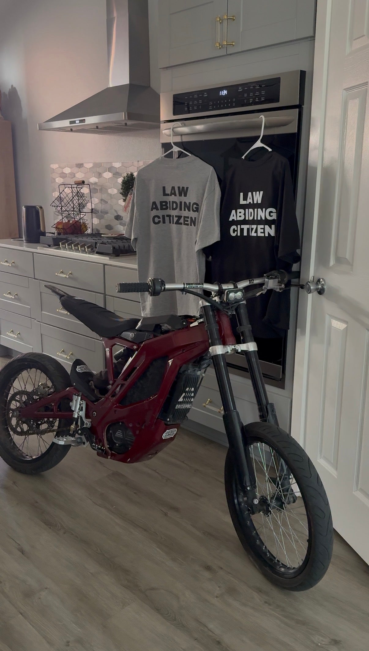 LAW ABIDING CITIZEN TEE