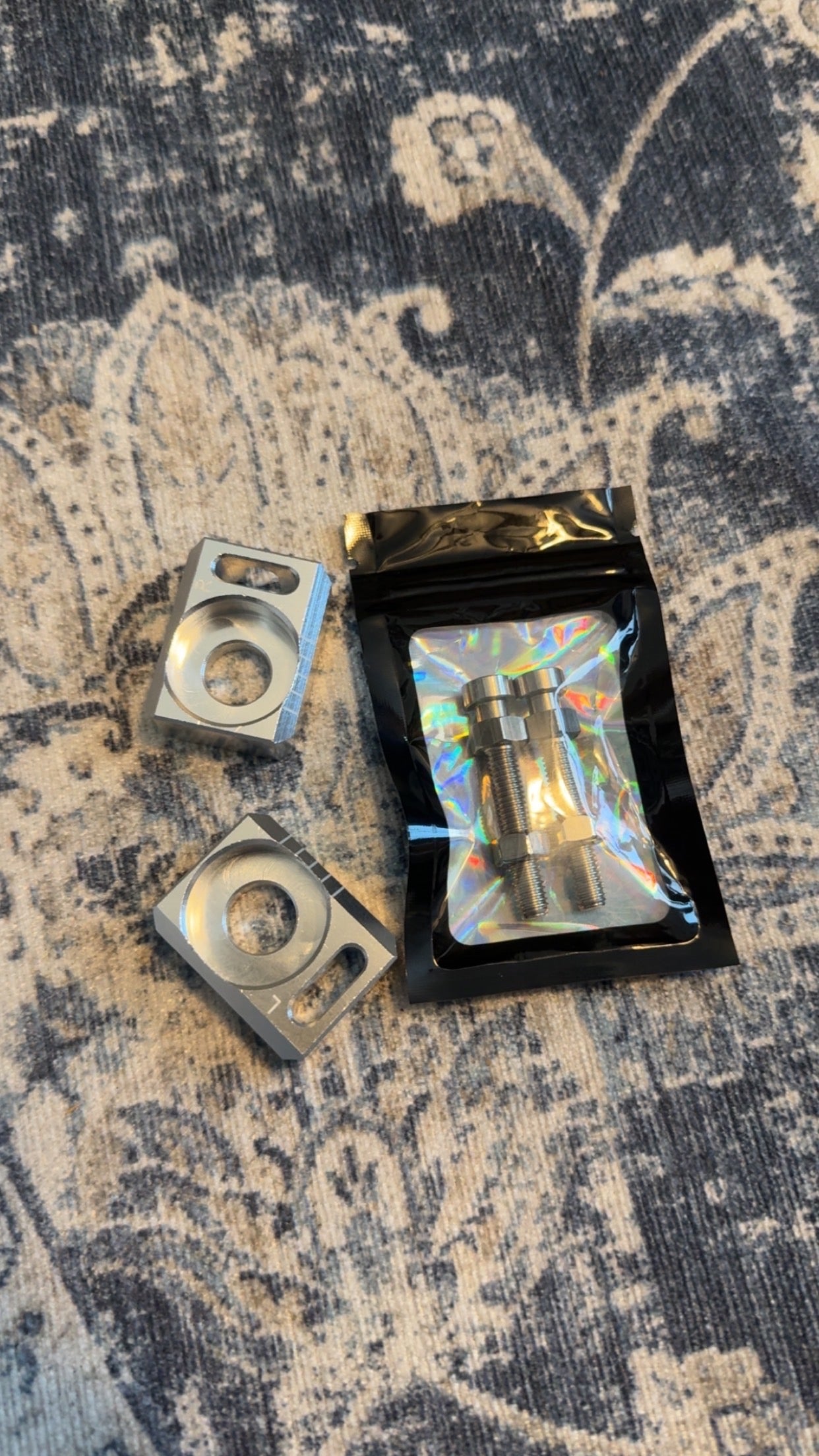 chrome rear axel blocks